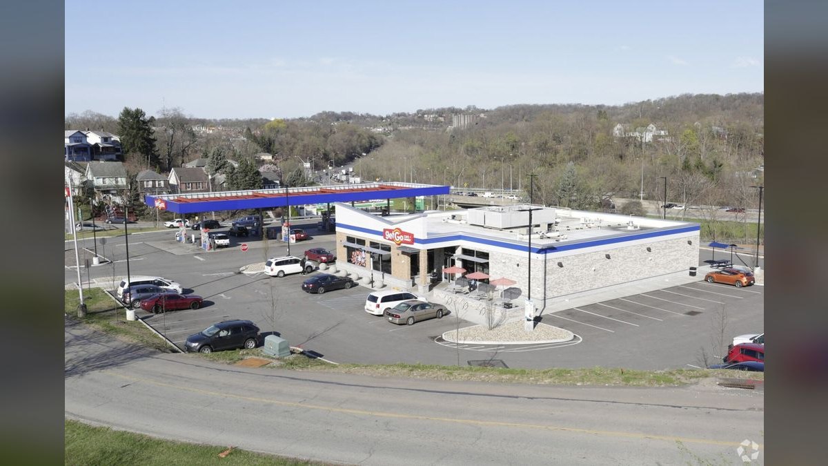 Should I open or buy a Circle K franchise in 2027 — figure 1