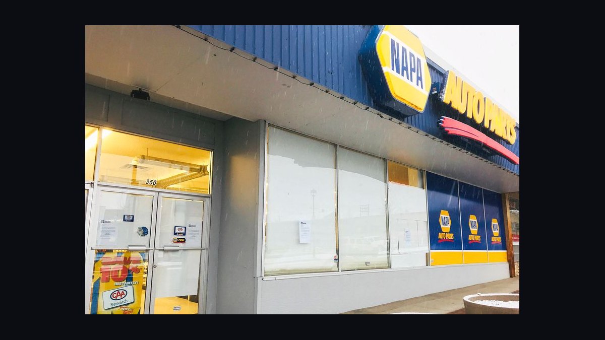 Should I open or buy a NAPA Auto Parts franchise in 2027?