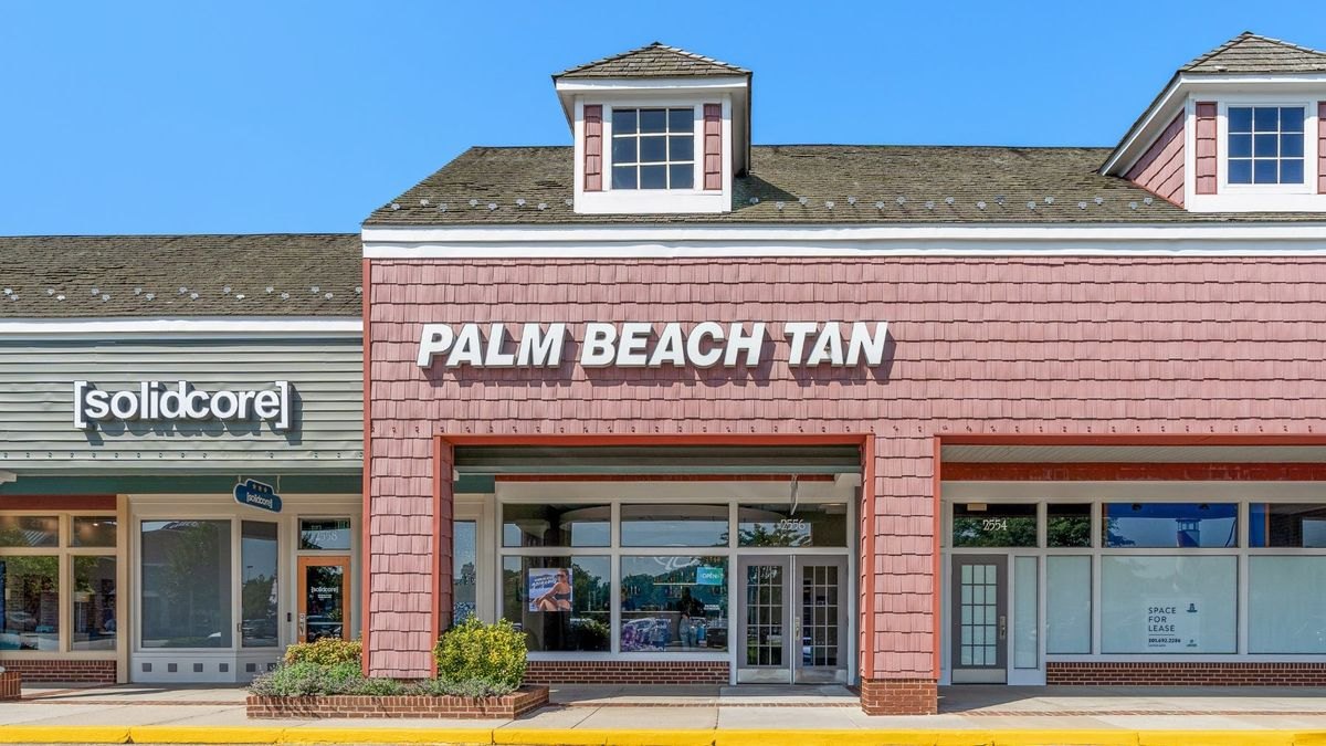 Should I open or buy a Palm Beach Tan franchise in 2027?