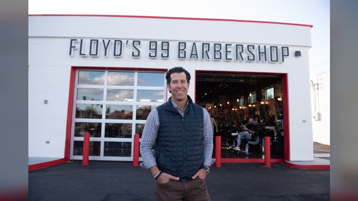 Should I open or buy a Floyd's 99 Barbershop franchise in 2027?