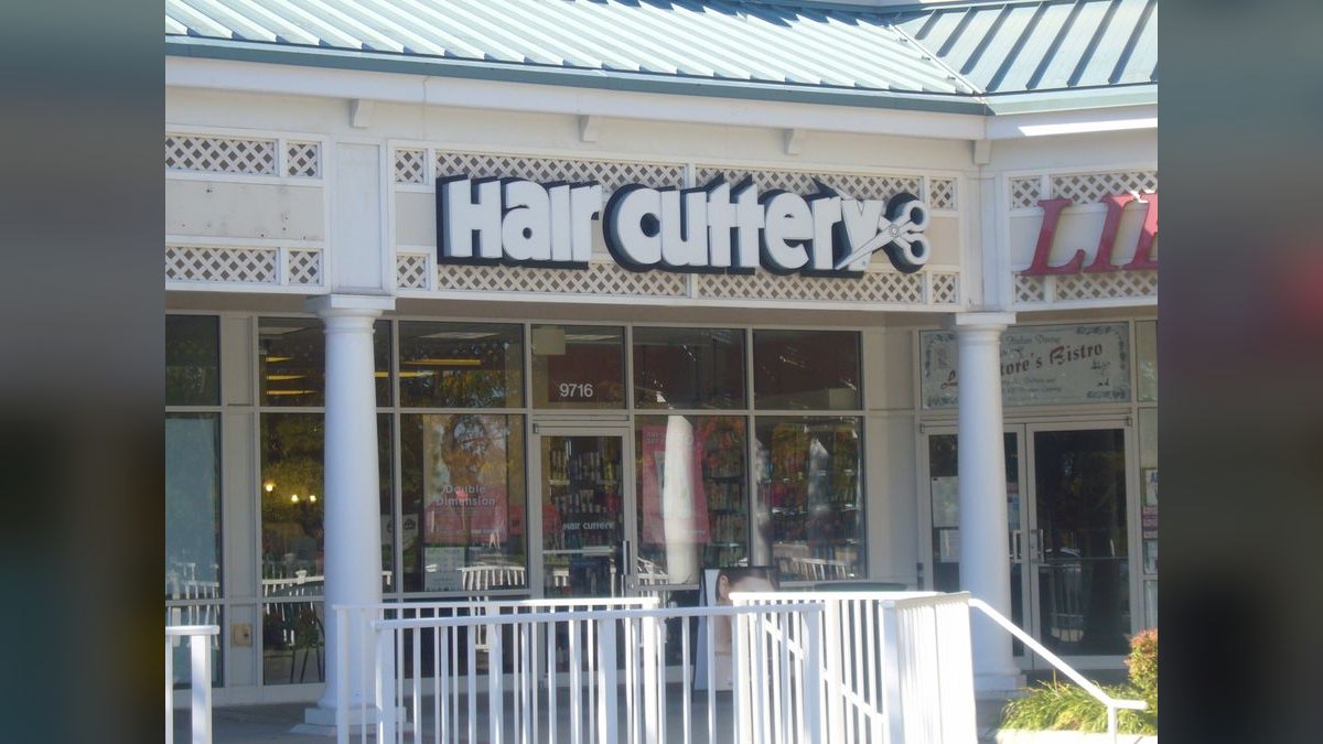 Should I open or buy a Hair Cuttery franchise in 2027?