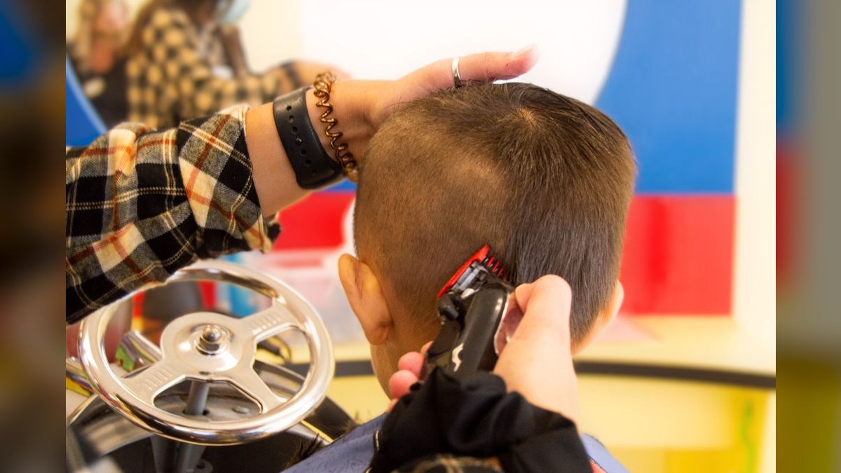Should I open or buy a Cookie Cutters Haircuts for Kids franchise in 2027 — figure 5