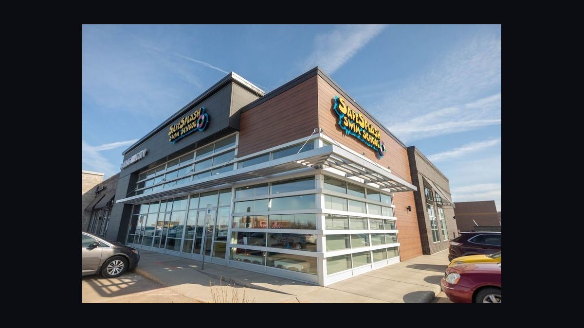 Should I open or buy a SafeSplash Swim School franchise in 2027 — figure 4