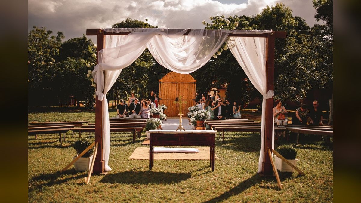 Should I open a wedding planning business in 2027 — figure 3