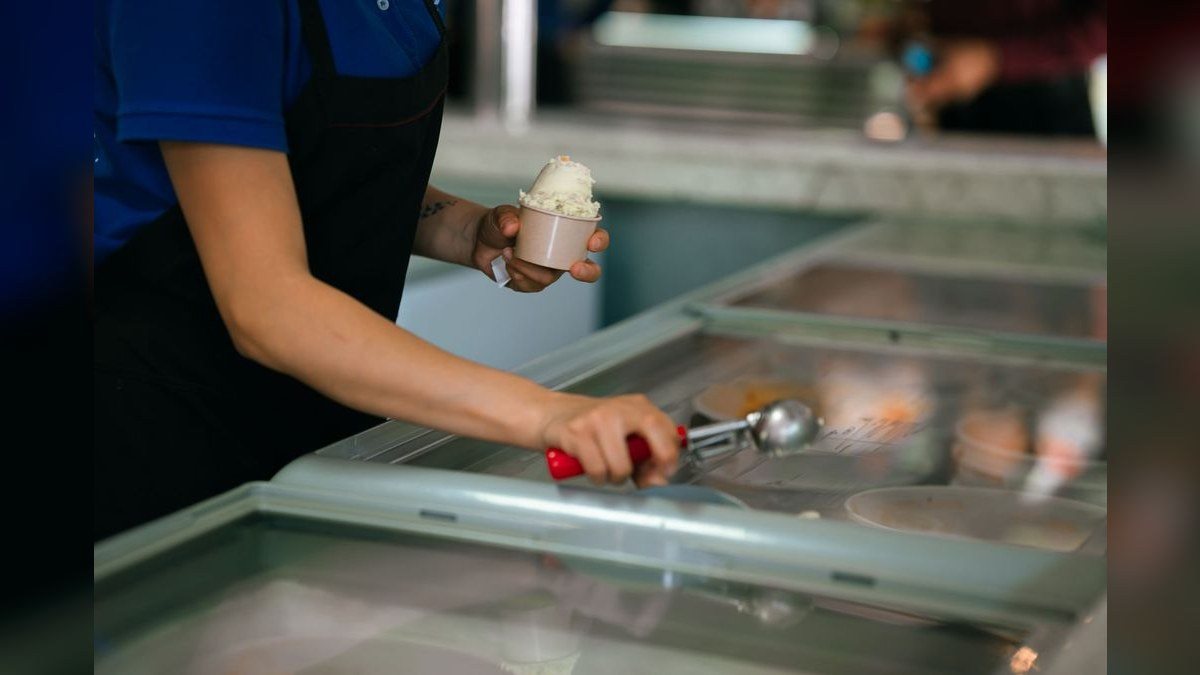Should I open a process serving business in 2027?