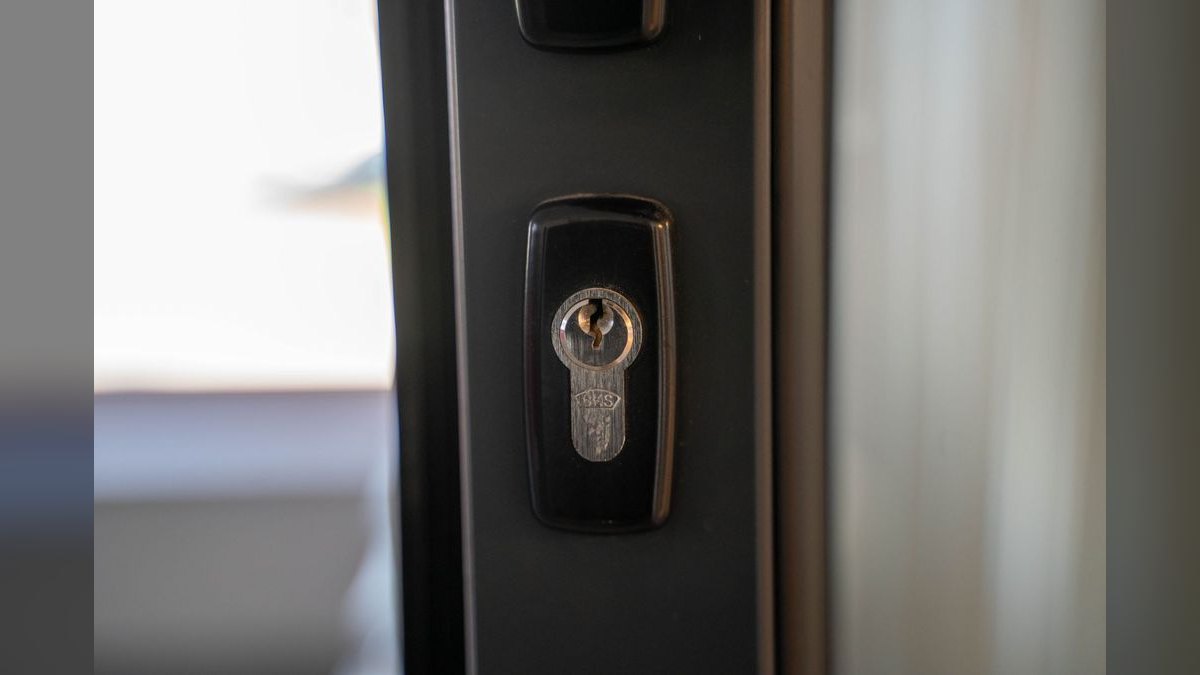 Should I open a security alarm installation business in 2027 — figure 3