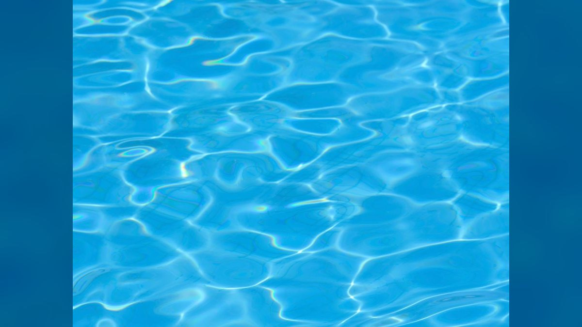 Should I open a pool cleaning business in 2027 — figure 1