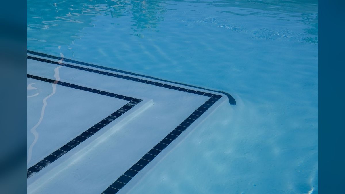 Should I open a pool cleaning business in 2027 — figure 4