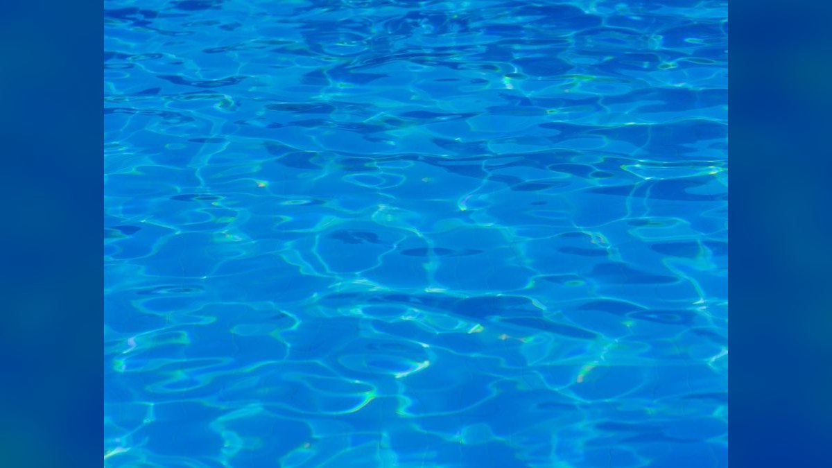 Should I open a pool cleaning business in 2027?