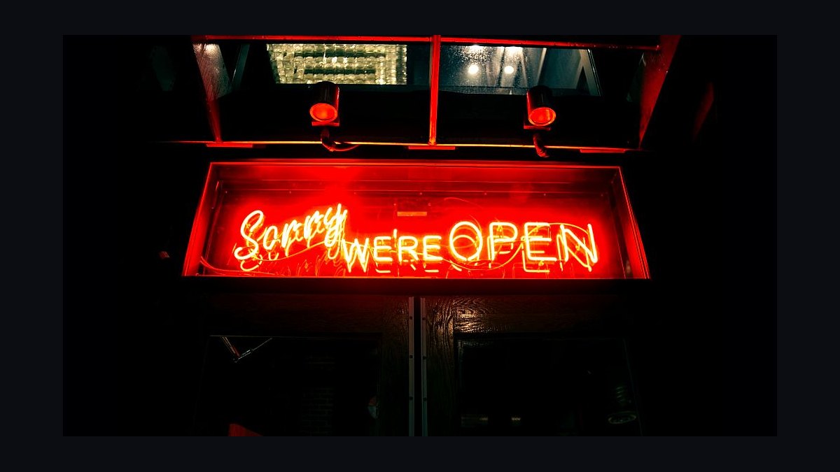 Should I open or buy a Bowlero franchise in 2027 — figure 2
