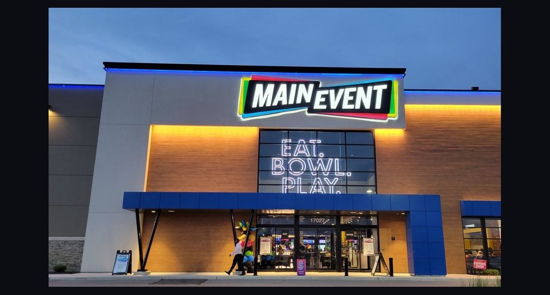 Should I open or buy a Main Event Entertainment franchise in 2027?