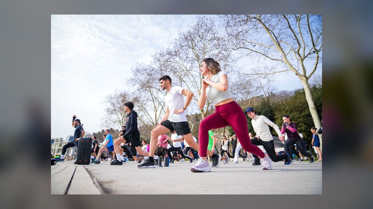 Should I open or buy a Fitness 19 franchise in 2027 — figure 9