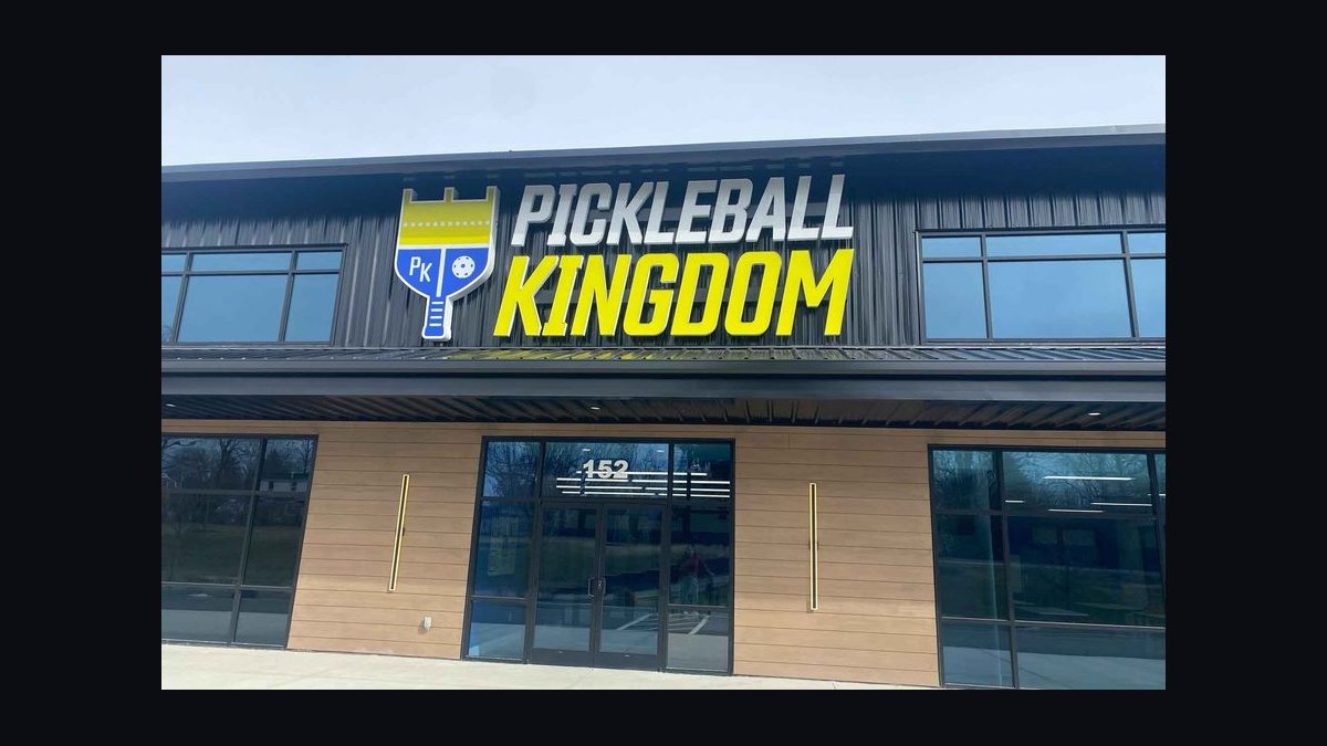 Should I open or buy a Pickleball Kingdom franchise in 2027?
