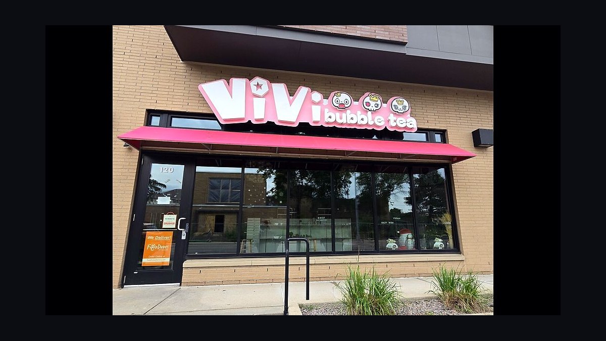 Should I open or buy a Vivi Bubble Tea franchise in 2027?