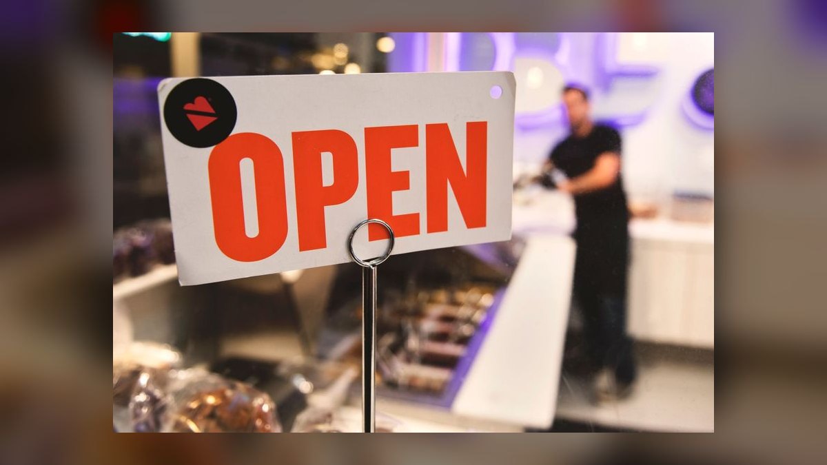 Should I open or buy a Crave Cookies franchise in 2027 — figure 7