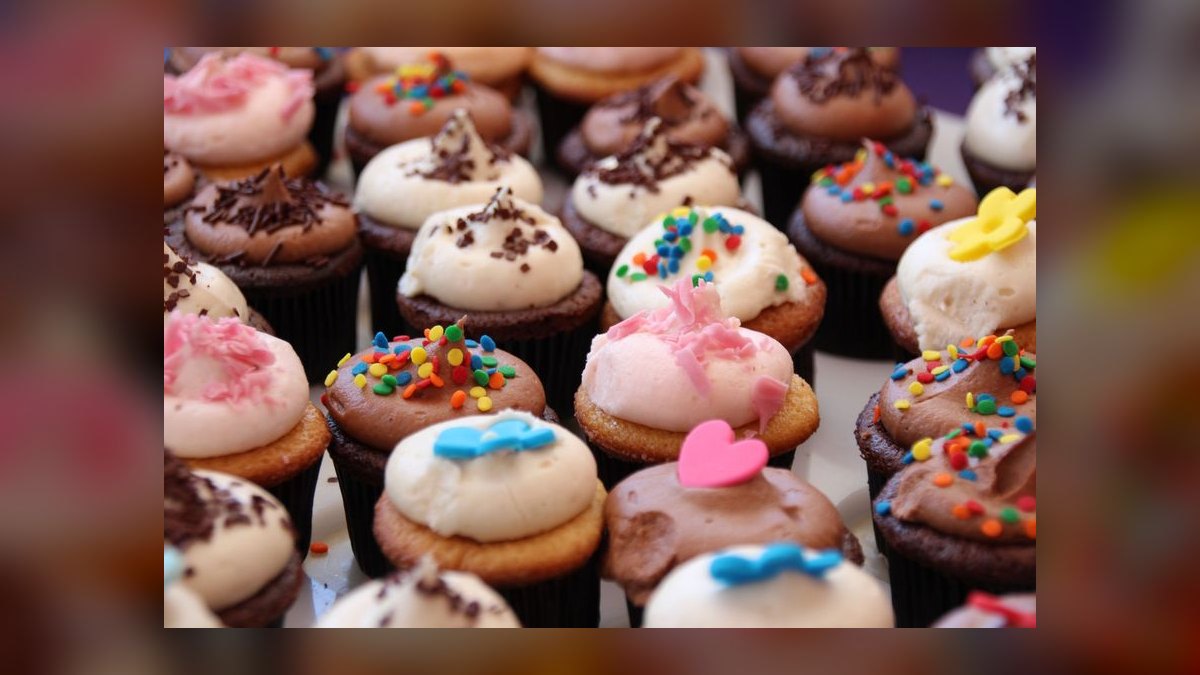 Should I open or buy a Smallcakes Cupcakery franchise in 2027 — figure 10