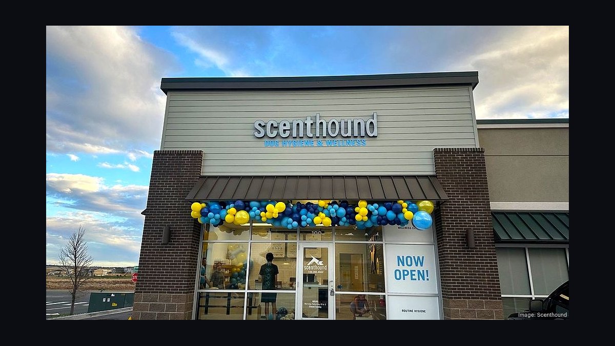 Should I open or buy a Scenthound franchise in 2027?