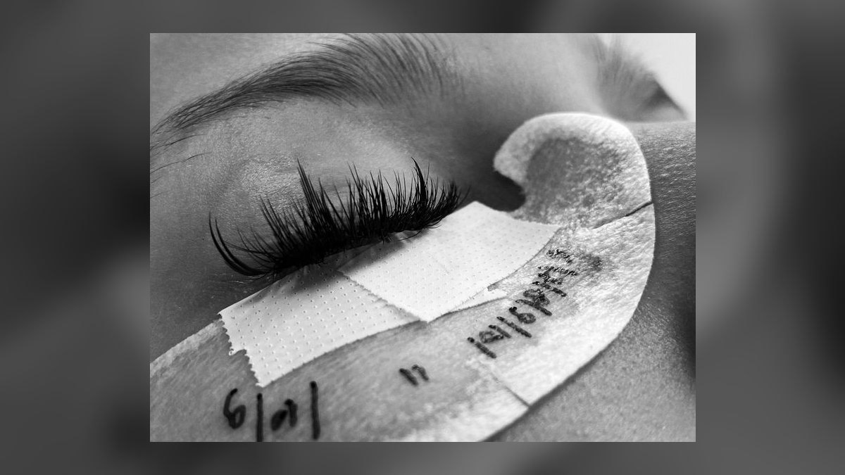 Should I open or buy a The Lash Lounge franchise in 2027 — figure 7