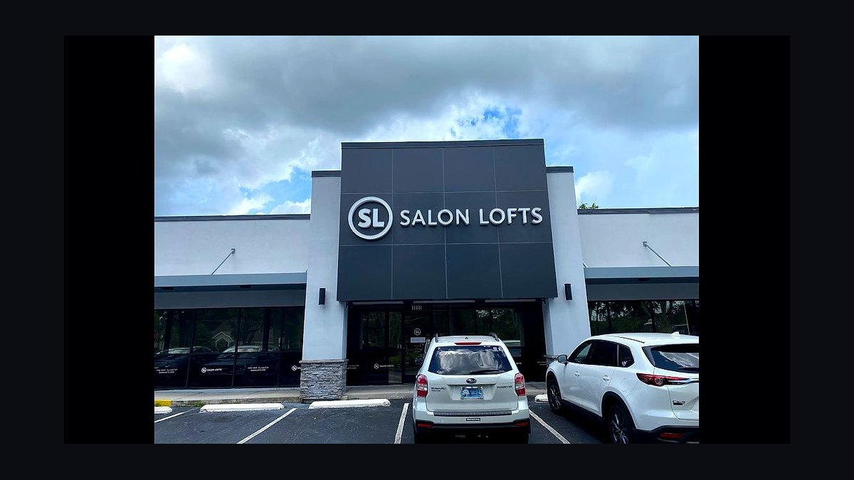 Should I open or buy a Salon Lofts franchise in 2027 — figure 2