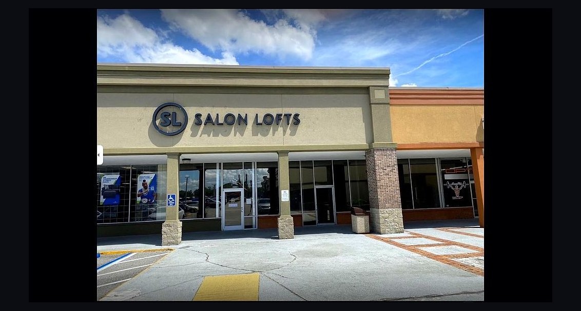 Should I open or buy a Salon Lofts franchise in 2027?