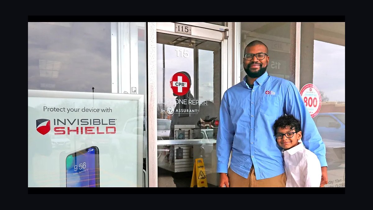 Should I open or buy a CPR Cell Phone Repair franchise in 2027?