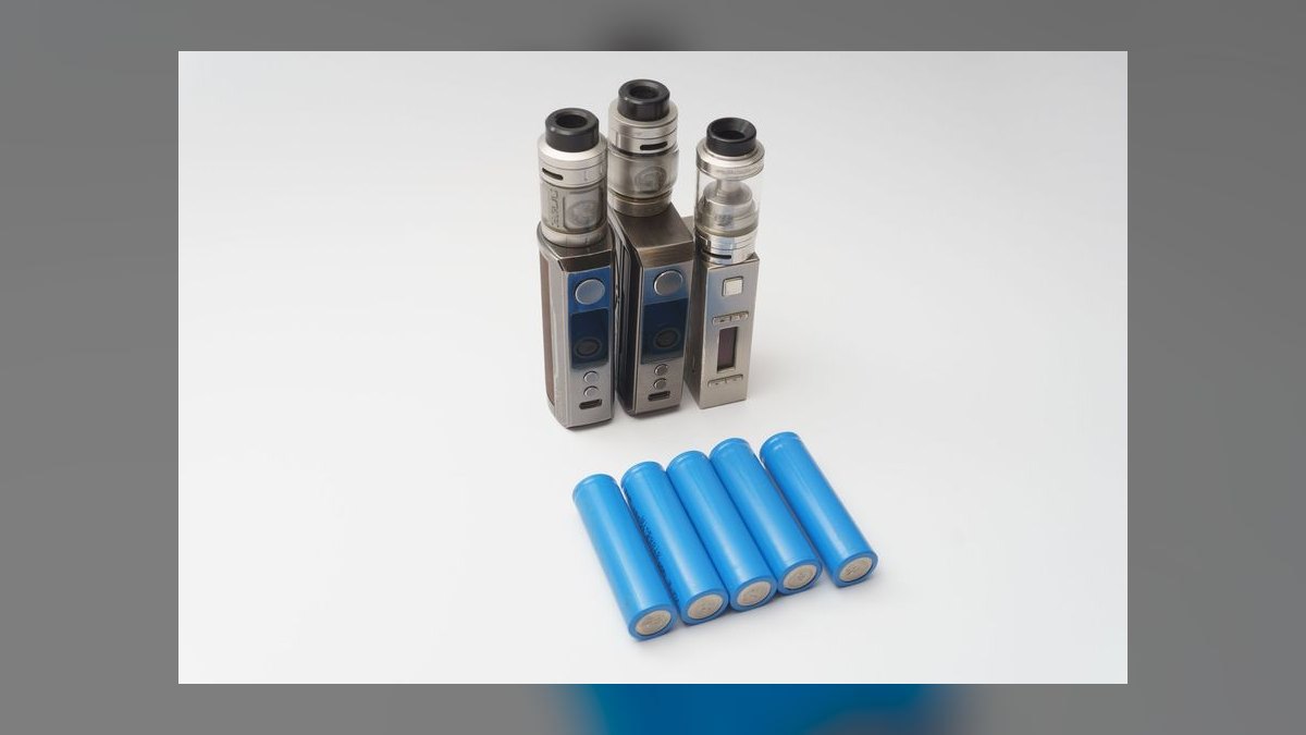 Should I open or buy a Batteries Plus Bulbs franchise in 2027 — figure 7