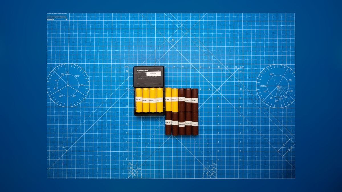 Should I open or buy a Batteries Plus Bulbs franchise in 2027 — figure 8