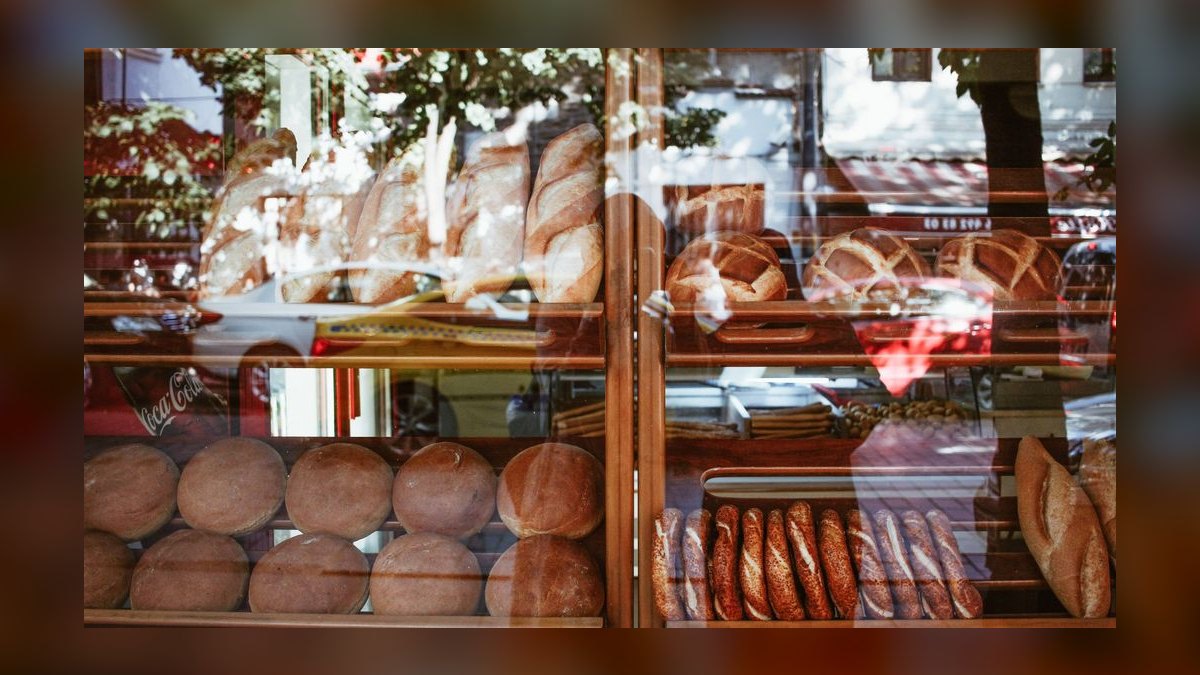 Should I open or buy Great Harvest Bread franchise or open an independent sandwich shop in 2027 — figure 9