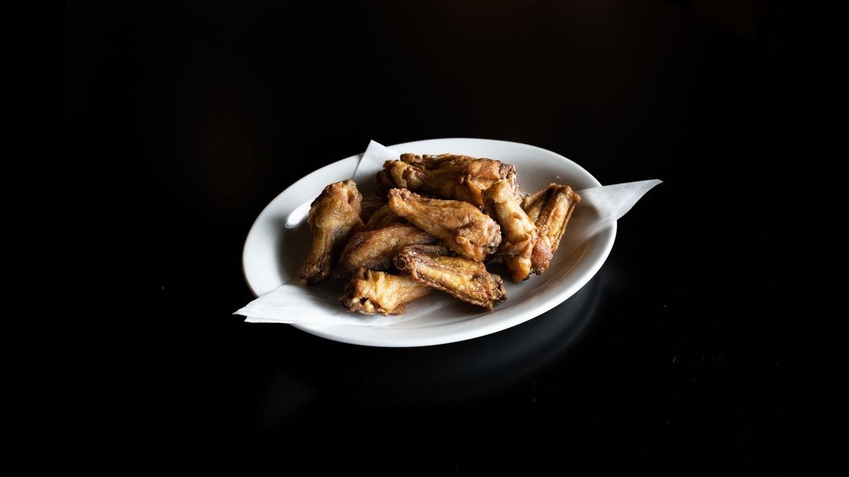Should I open or buy an Atomic Wings franchise in 2027 — figure 4