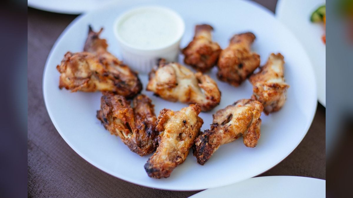Should I open or buy an Atomic Wings franchise in 2027 — figure 5