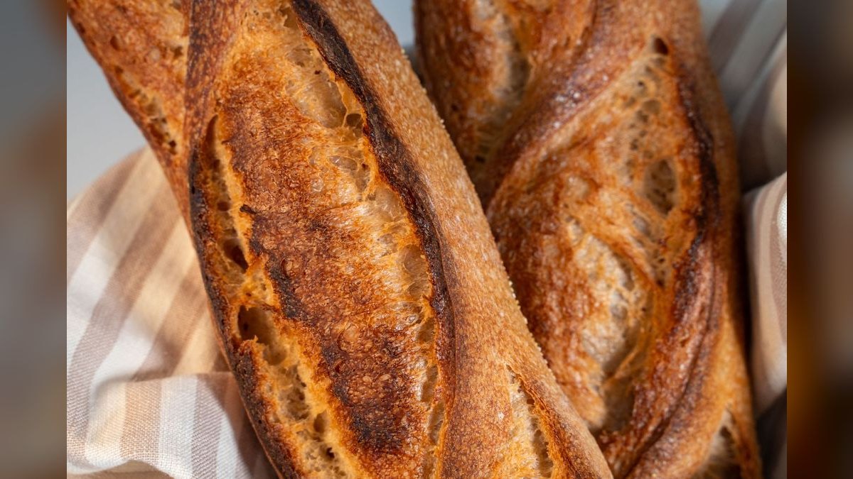 Should I open or buy a Paris Baguette franchise in 2027 — figure 1