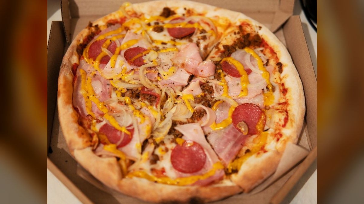 Should I open or buy a Gatti's Pizza franchise in 2027?