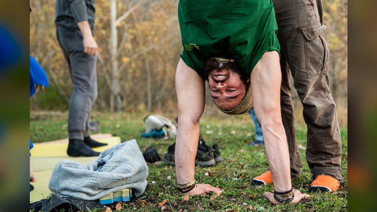 Should I open or buy a Honor Yoga franchise in 2027 — figure 2