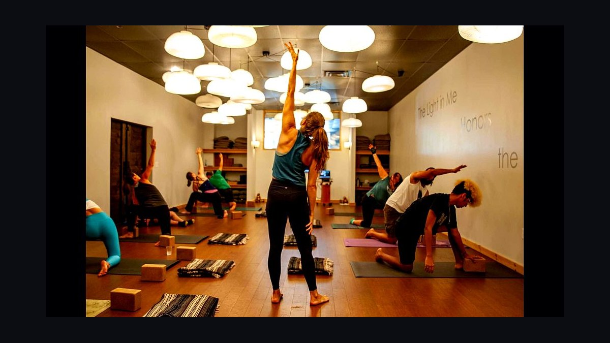 Should I open or buy a Honor Yoga franchise in 2027?