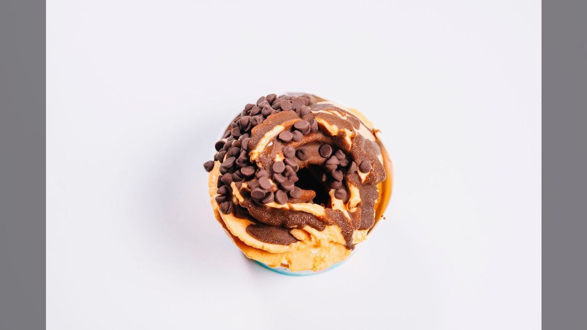 Should I open or buy a Sugared + Bronzed franchise in 2027 — figure 5