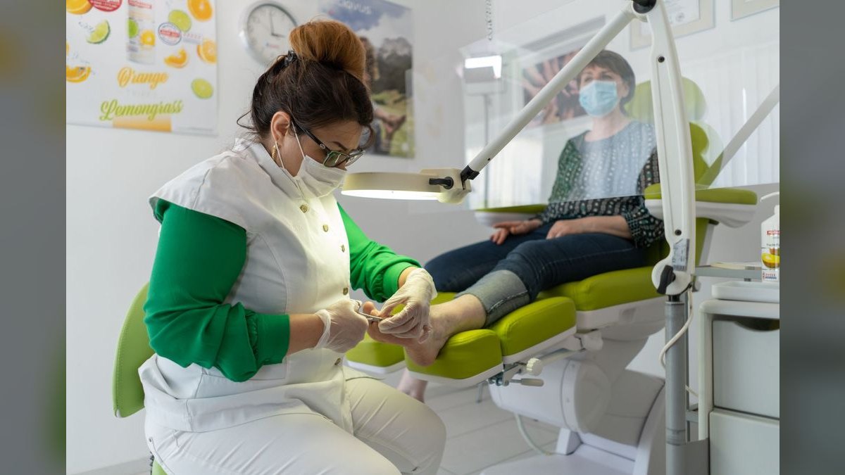 Should I open or buy a DRYmedic franchise in 2027 — figure 5