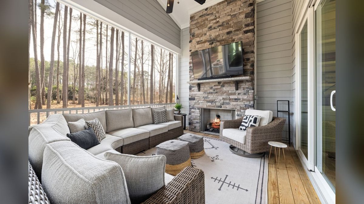 Should I open or buy an Archadeck Outdoor Living franchise in 2027 — figure 5