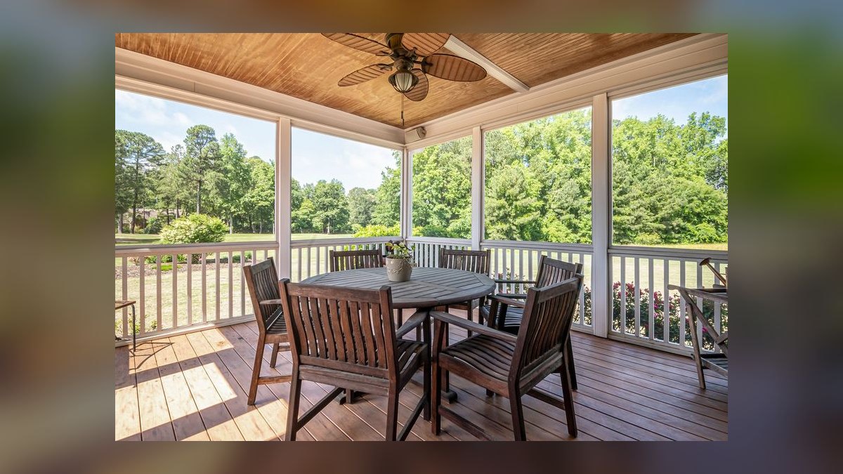 Should I open or buy an Archadeck Outdoor Living franchise in 2027 — figure 7