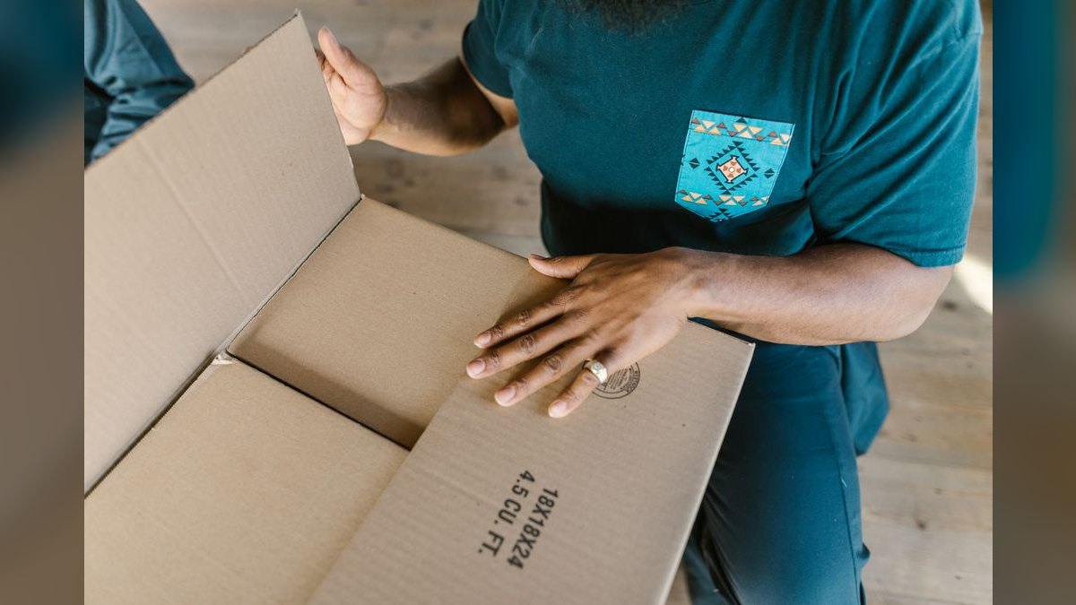 Should I open or buy an All My Sons Moving & Storage franchise in 2027 — figure 1
