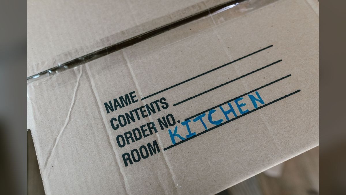Should I open or buy an All My Sons Moving & Storage franchise in 2027 — figure 4