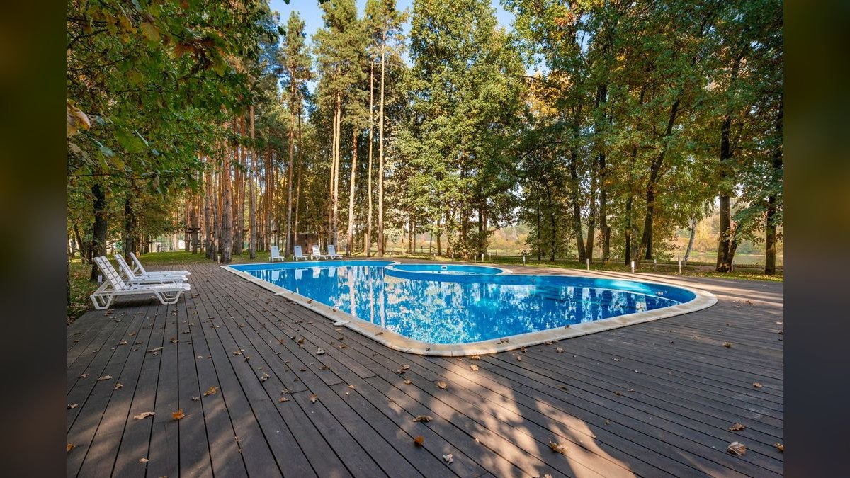 Should I open or buy a Pool Scouts franchise in 2027 — figure 3