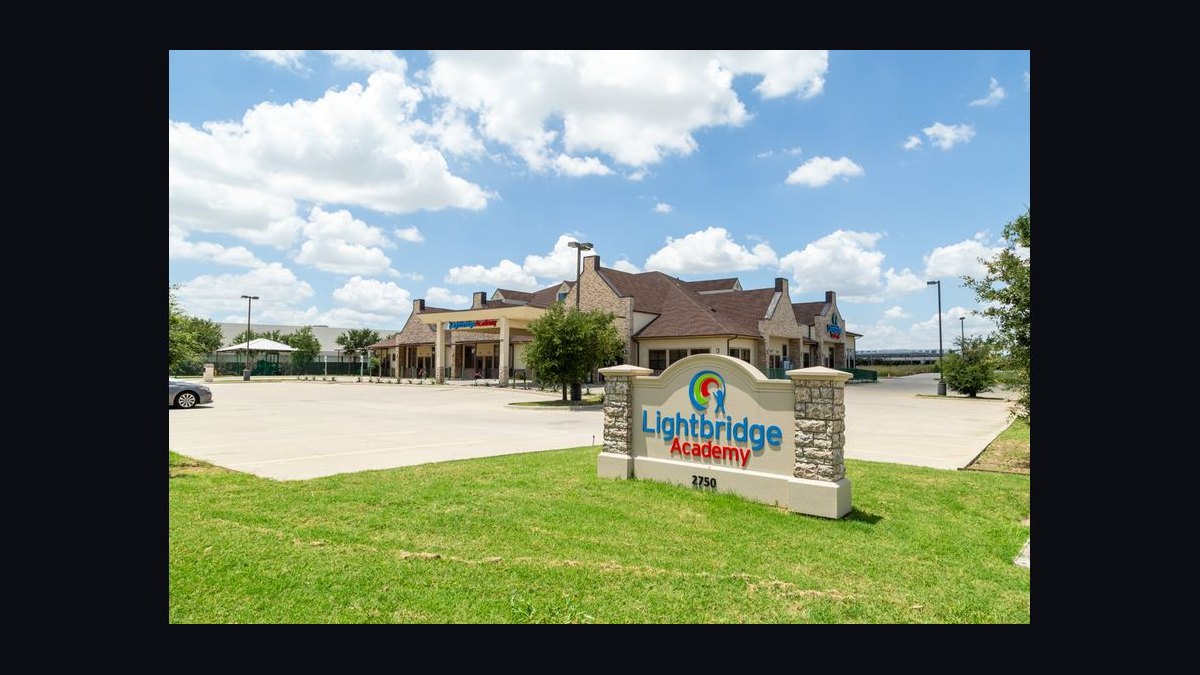 Should I open or buy a Lightbridge Academy franchise in 2027 — figure 7