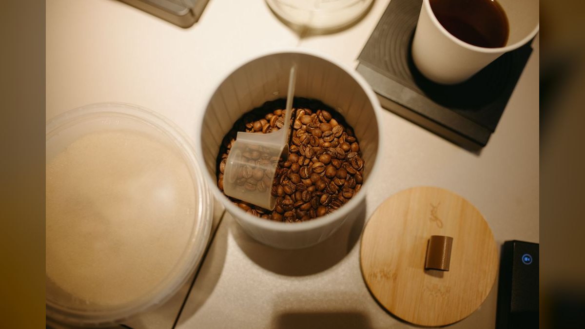 Should I open or buy a The Coffee Bean & Tea Leaf franchise in 2027 — figure 4