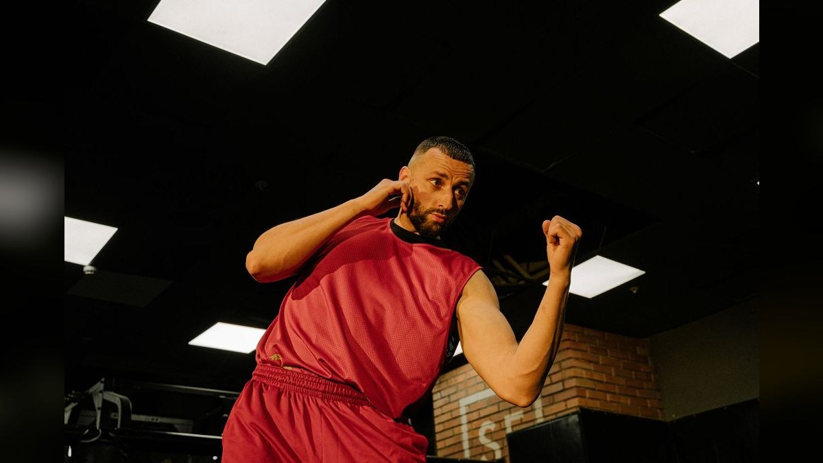 Should I open or buy a 9Round franchise in 2027 — figure 1