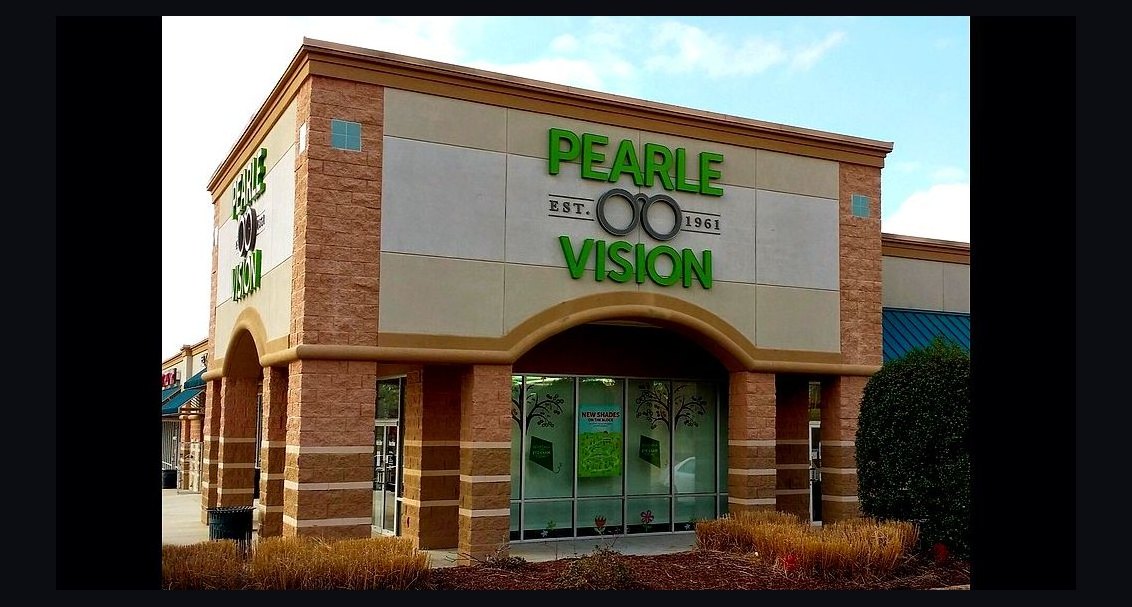Should I open or buy a Pearle Vision franchise in 2027?