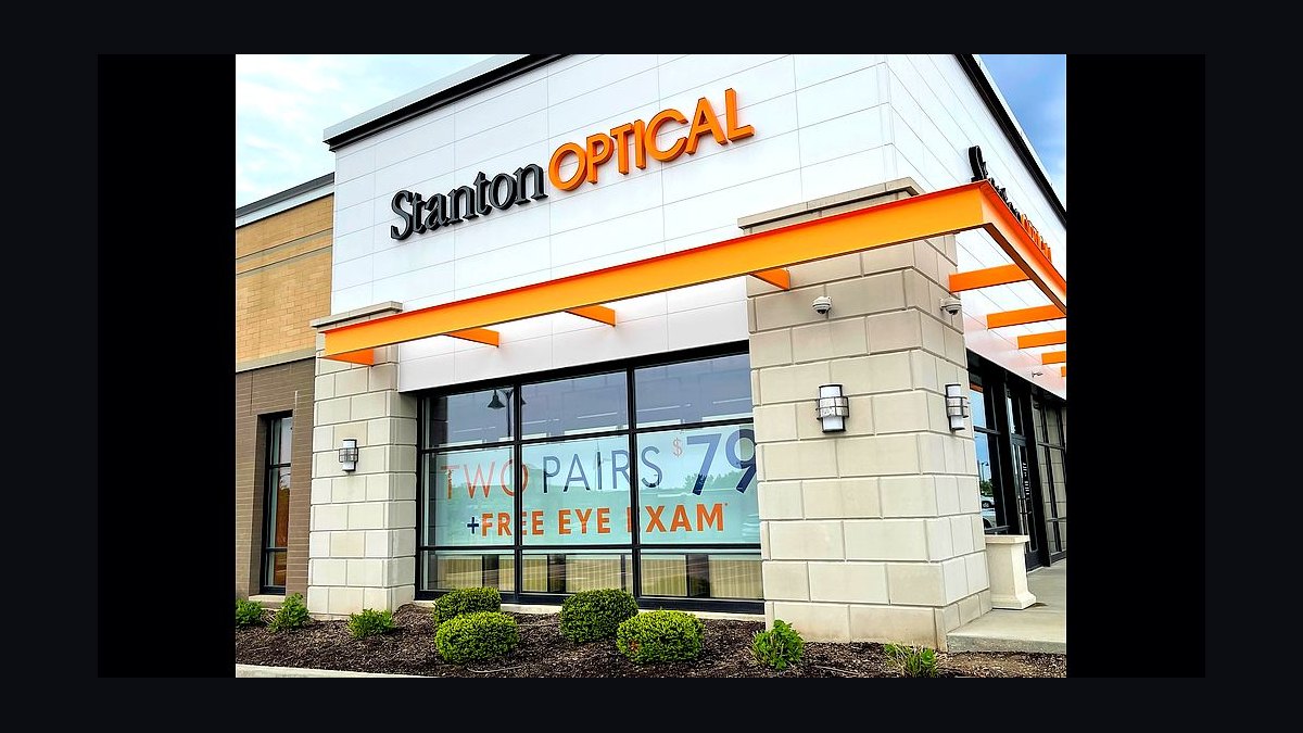 Should I open or buy a Stanton Optical franchise in 2027?