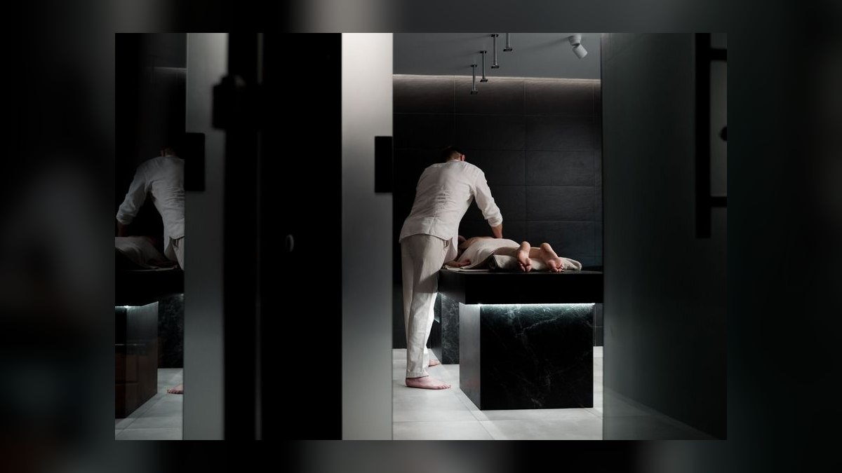 Should I open or buy a LaVida Massage franchise in 2027 — figure 7