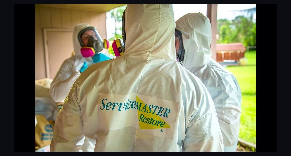 Should I open or buy a ServiceMaster Restore franchise in 2027?