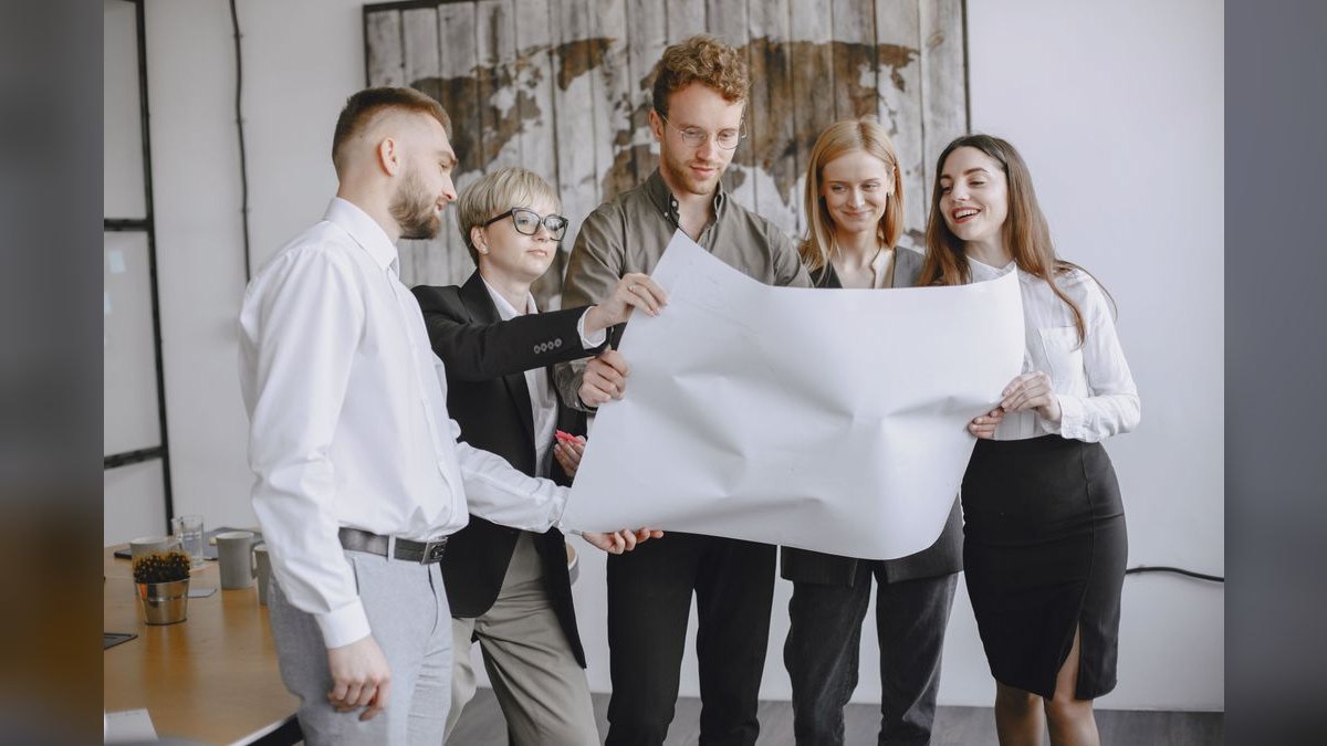 Should I open or buy a Premier Garage franchise in 2027 — figure 5