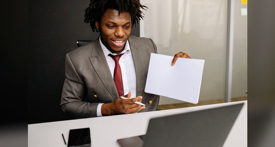 Should I open or buy a Hilton franchise in 2027?